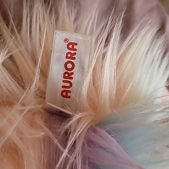 Plush Cute Llama - Picture 4 of 7